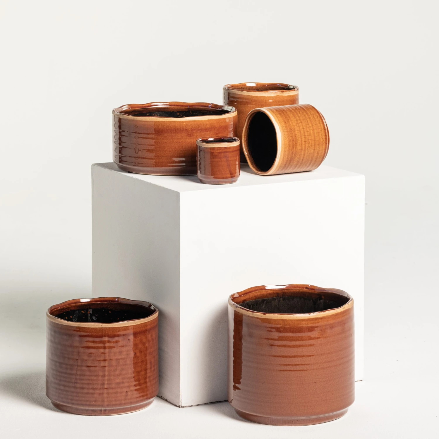 Indoor Pot Jordy – Caramel 1 Indoor Pot Jordy – Caramel